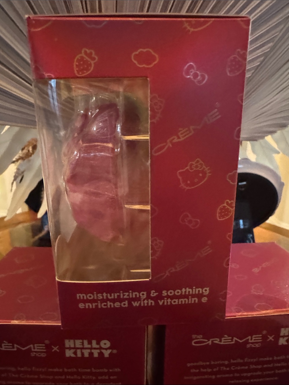 Hello Kitty (3) Strawberry Scented Aromatherapy Bath Bomb Trio - Picture 3 of 3